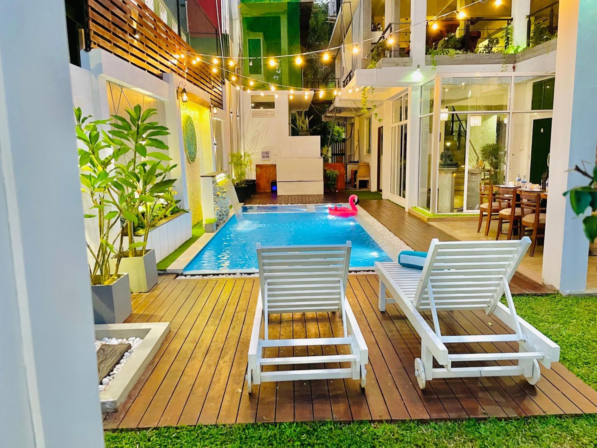8 Plus Motels Negombo Ngoại thất bức ảnh