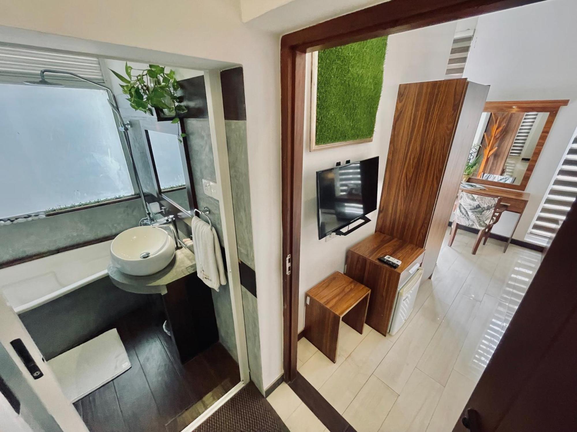 8 Plus Motels Negombo Ngoại thất bức ảnh